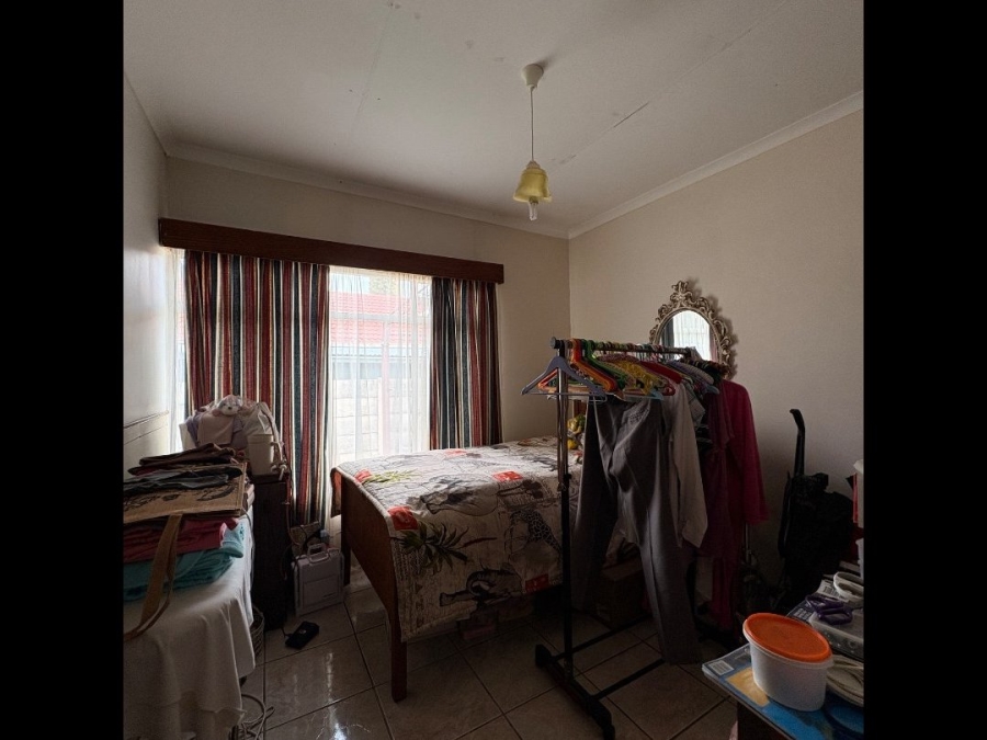 5 Bedroom Property for Sale in Flimieda North West